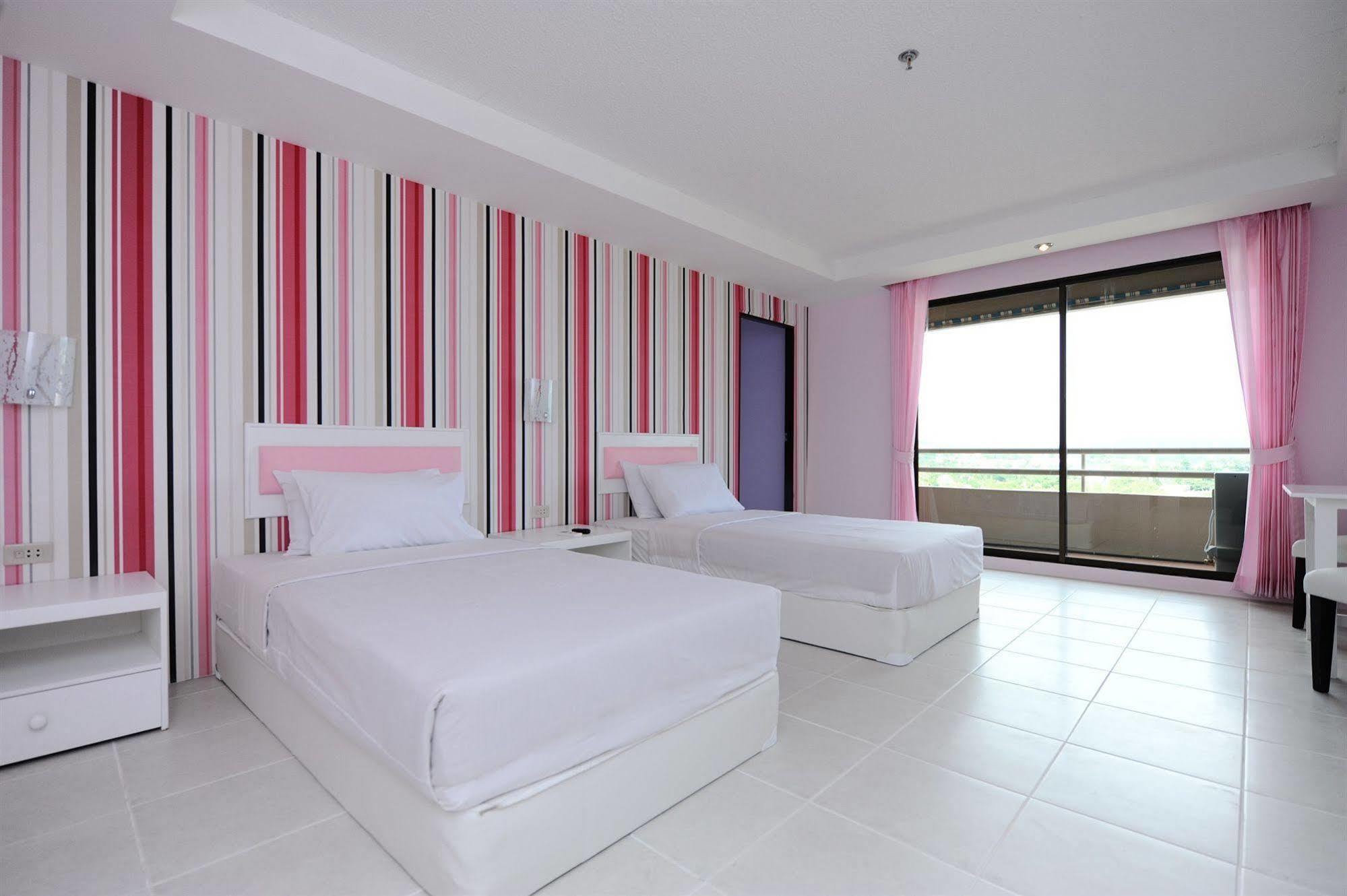 Angket Hip Residence Pattaya Exteriér fotografie