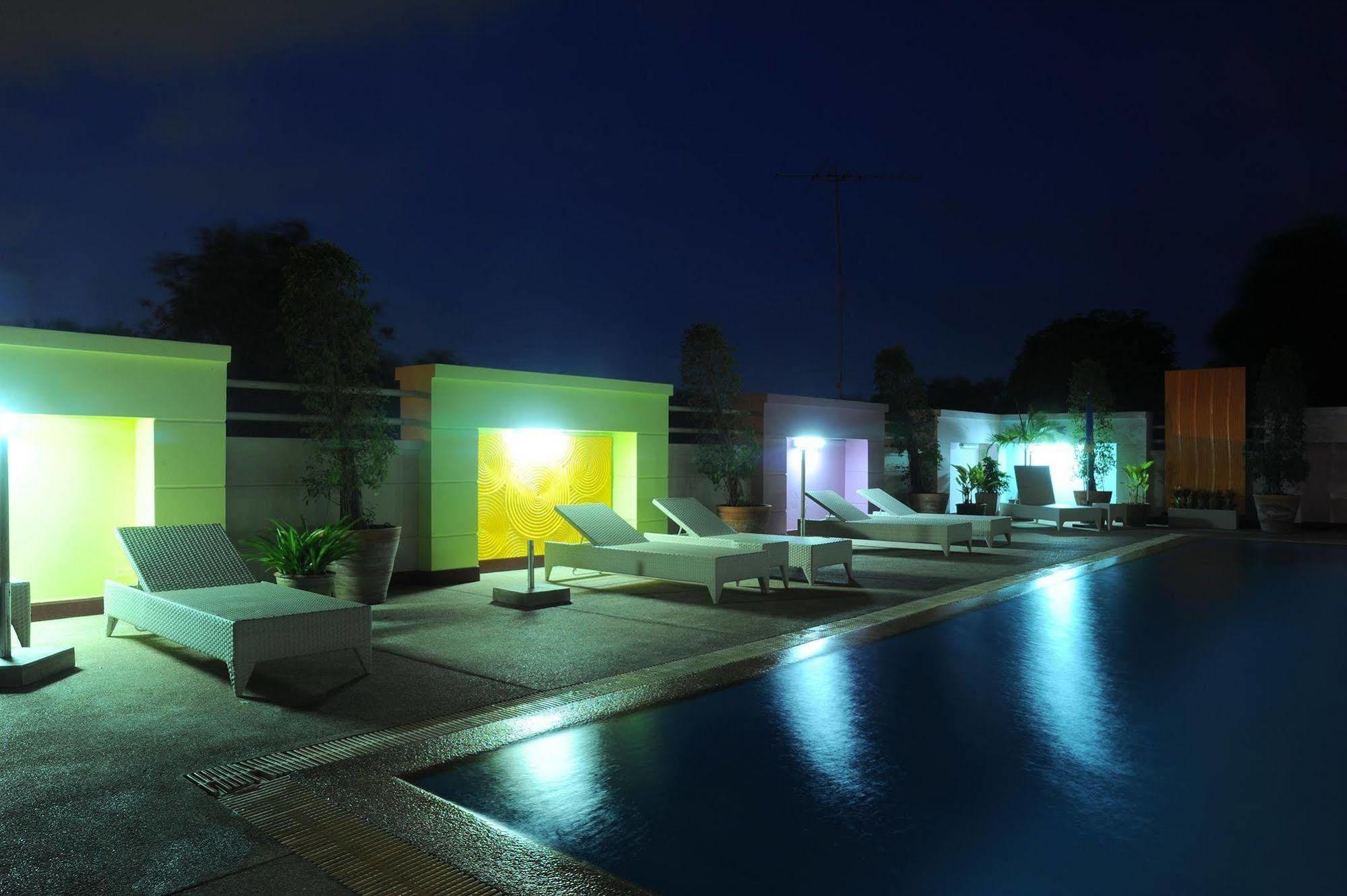 Angket Hip Residence Pattaya Exteriér fotografie